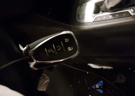 2021 Chevrolet Equinox Fwd Lt z USA, uszkodzony, nr VIN 3GNAXKEV3ML366258